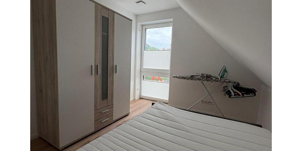 Dachgeschoßwohnung Westoverledingen - 2 Zimmer, 60 m&sup2;, 580&euro; | Angebot:26069316