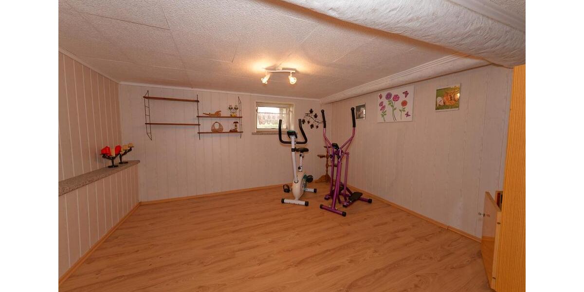 Einfamilienhaus Breitenworbis - 4 Zimmer, 120 m&sup2;, 175.000&euro; | Angebot:27077352