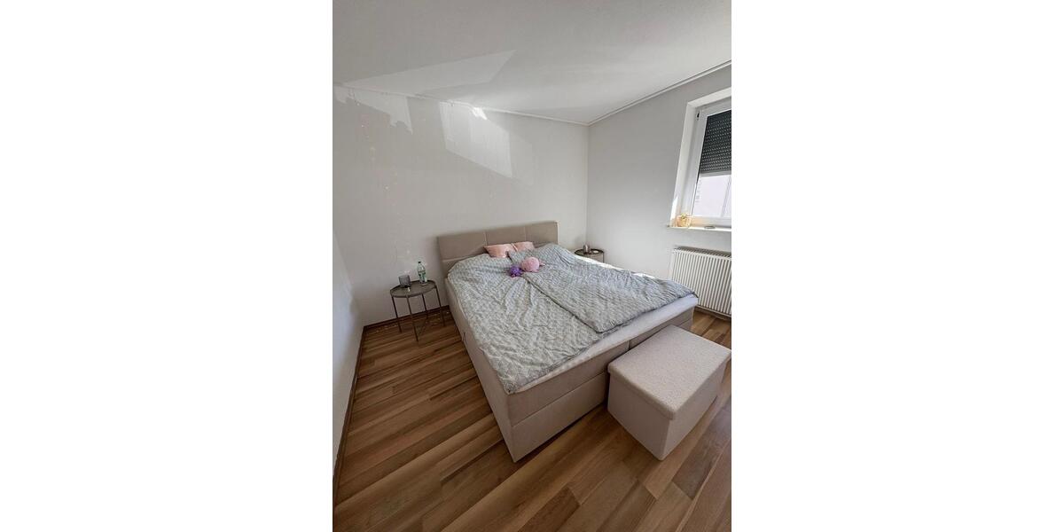 Etagenwohnung Traunreut Irsing - 3 Zimmer, 61 m&sup2;, 850&euro; | Angebot:26408504