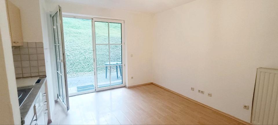 EG Wohnung mit Terrasse ... Besichtigung 31.10 ab 14 Uhr 1 zimmer