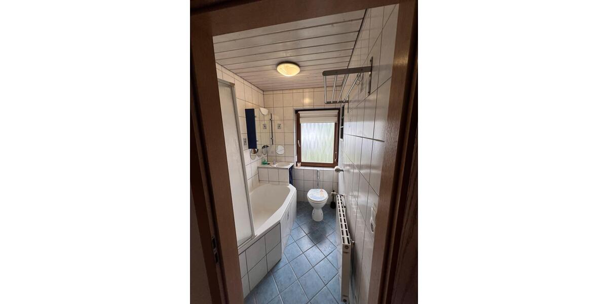 Reihenhaus Albstadt Gemarkung Onstmettingen - 5 Zimmer, 100 m&sup2;, 1.300&euro; | Angebot:24528033