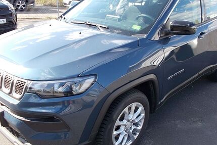 Jeep Compass 42.458 km 19.997 &euro; Zerbst / Anhalt 39261
