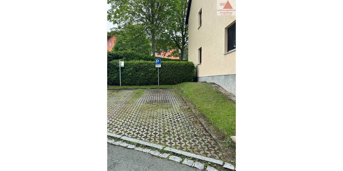 Eigentumswohnung in Traumlage: 4-Raum, Balkon & Stellplatz in Oelsnitz | Erzgebirge bei Stollberg 4 zimmer