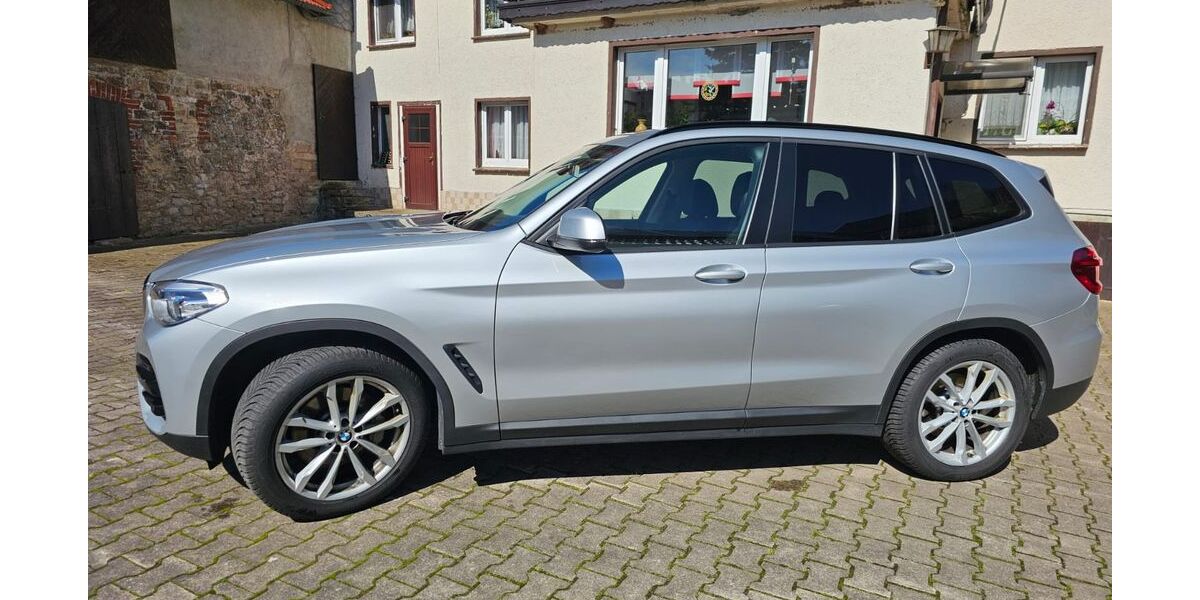 BMW X3 127.300 km 24.900 &euro; Hohenstein 99755