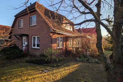 Freistehendes Einfamilienhaus mit Doppelgarage 5 zimmer