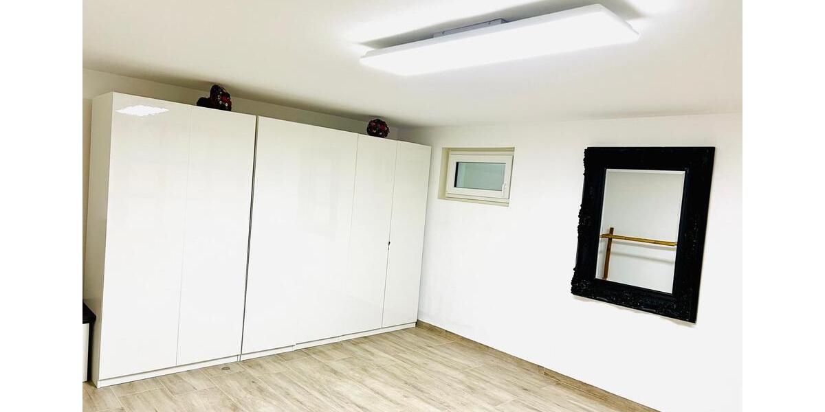 Reihenhaus Straubing - 6 Zimmer, 147 m&sup2;, 690.000&euro; | Angebot:26270539