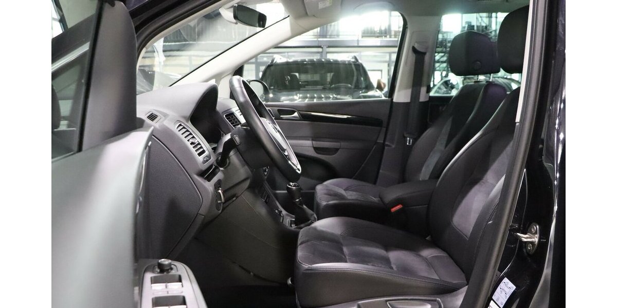 VW Sharan 1.4 TSI BUSINESS HIGHLINE / XENON / TOP 64.000 km 27.444 &euro; Hamm 59077