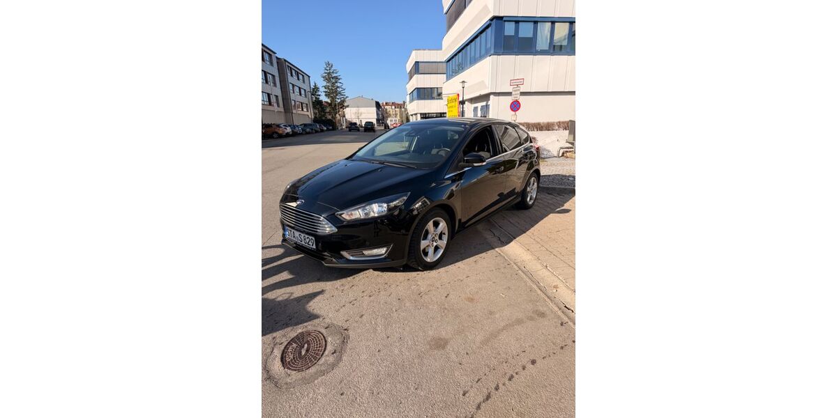 Ford Focus 61.000 km 9.650 &euro; Gilching 82205