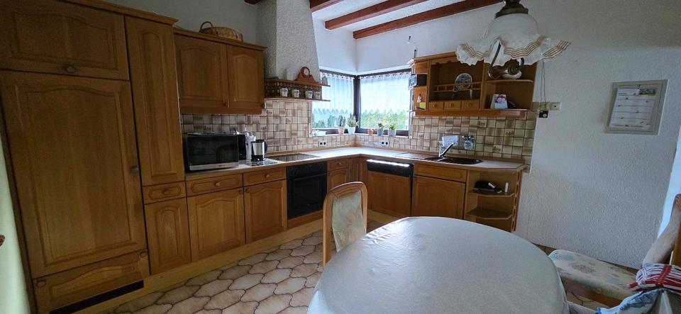 Einfamilienhaus Wadern - 8 Zimmer, 240 m&sup2;, 349.000&euro; | Angebot:26284900