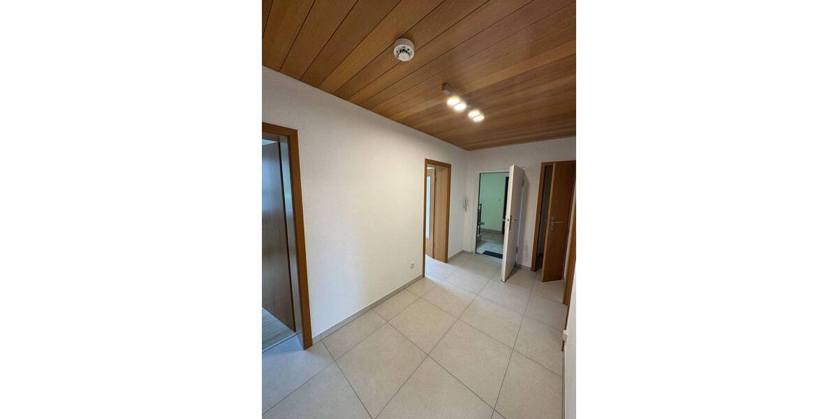 Etagenwohnung Trier Heiligkreuz - 3 Zimmer, 68 m&sup2;, 279.000&euro; | Angebot:26908614