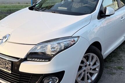 Renault Megane 209.000 km 5.699 &euro; Müschenbach 57629