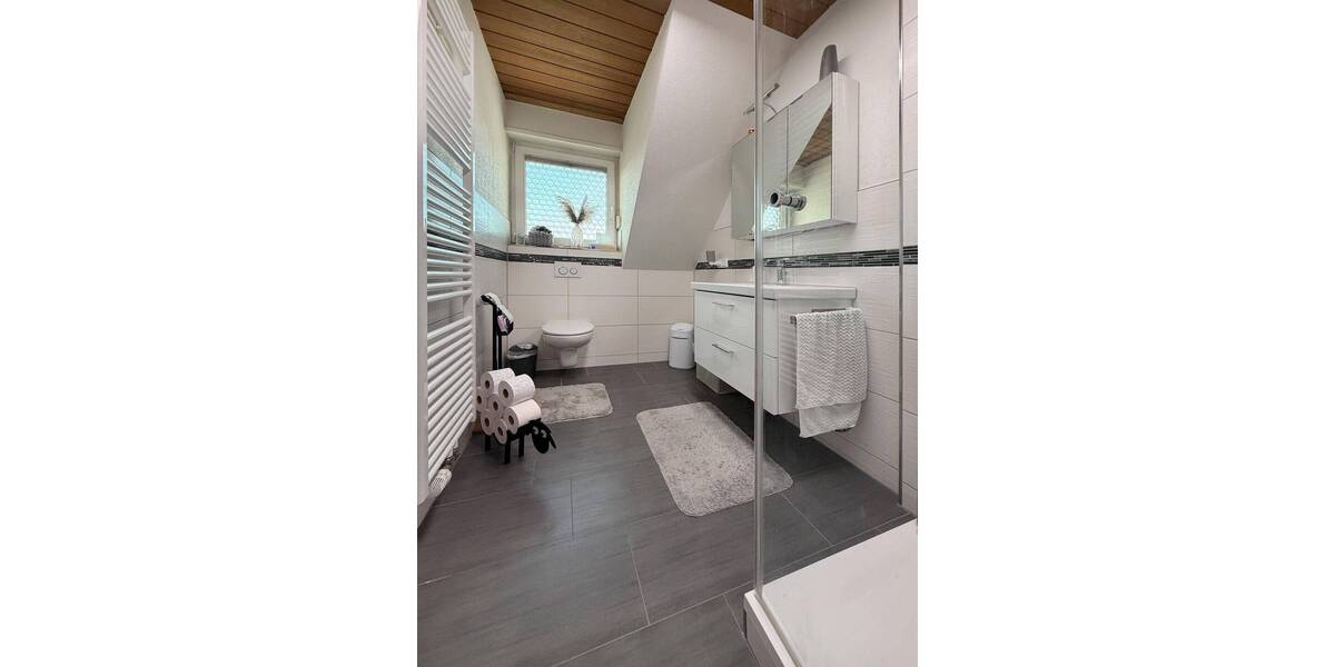 Etagenwohnung Hockenheim - 3 Zimmer, 74 m&sup2;, 235.000&euro; | Angebot:26683975