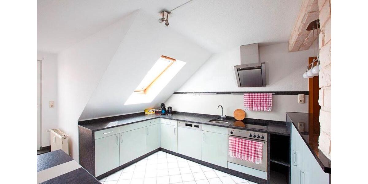 Dachgeschoßwohnung Magdeburg Neue Neustadt - 5 Zimmer, 129 m&sup2;, 185.000&euro; | Angebot:27534127