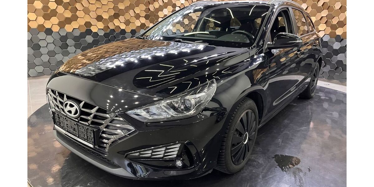 Hyundai i30 134.542 km 11.800 &euro; Eisenberg 67304