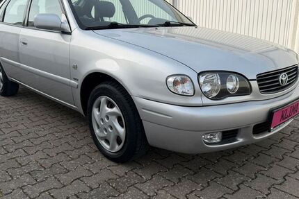 Toyota Corolla 72.800 km 4.900 &euro; Bornheim 53332