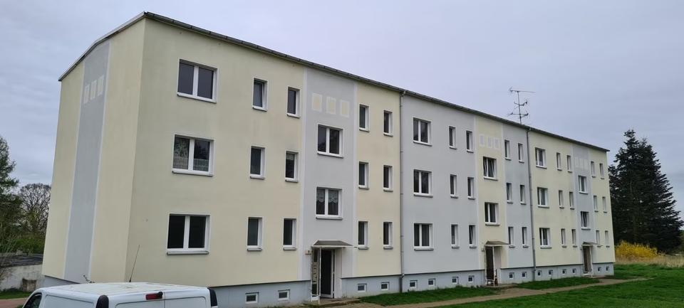 Erdgeschoßwohnung Warin - 3 Zimmer, 58 m&sup2;, 390&euro; | Angebot:26090846