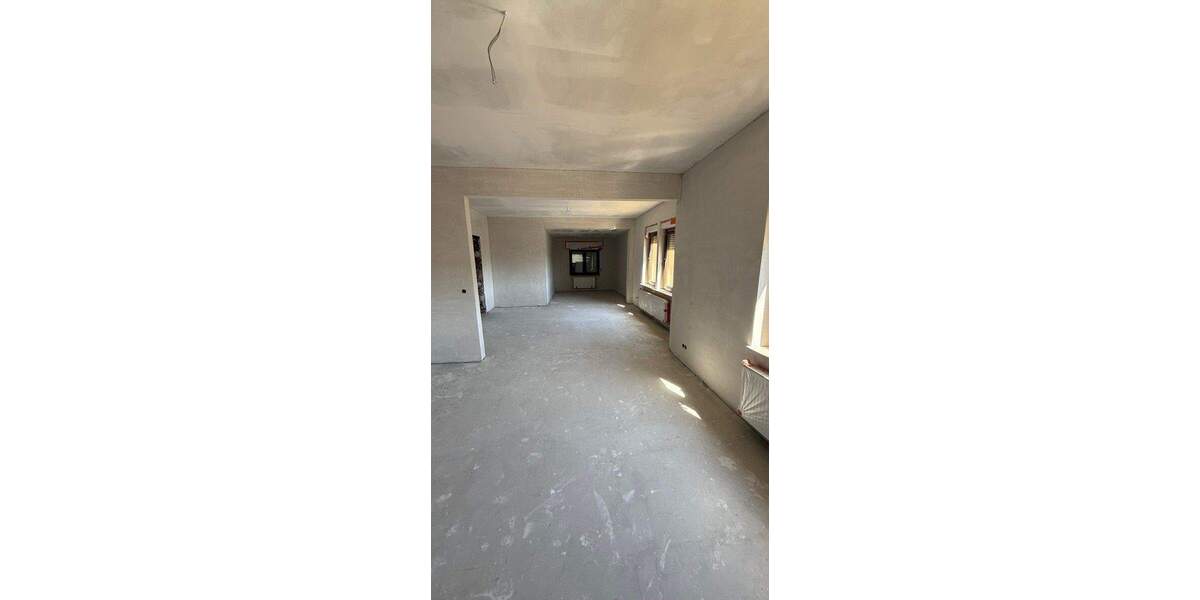 Einfamilienhaus Quierschied - 5 Zimmer, 230 m&sup2;, 199.000&euro; | Angebot:25706702