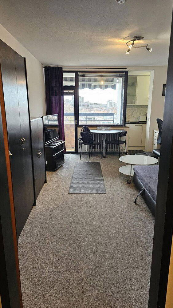Vollmöbliertes 1-Zimmer Apartment in sehr zentraler Lage