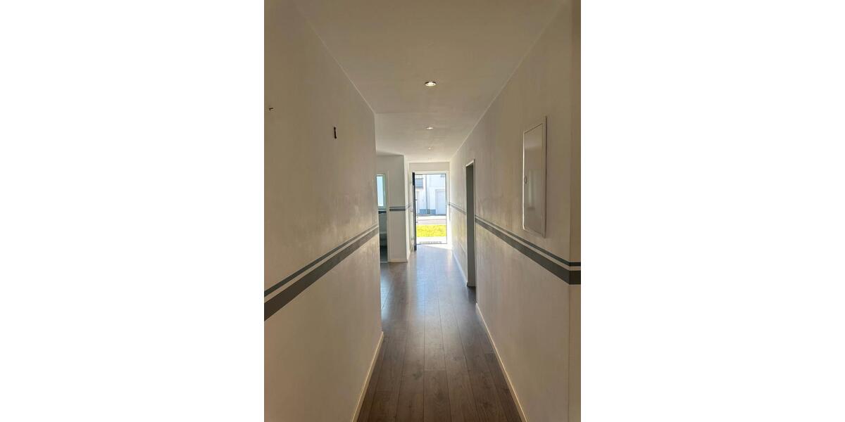 Einfamilienhaus Hadamar - 8 Zimmer, 180 m&sup2;, 589.000&euro; | Angebot:27021779