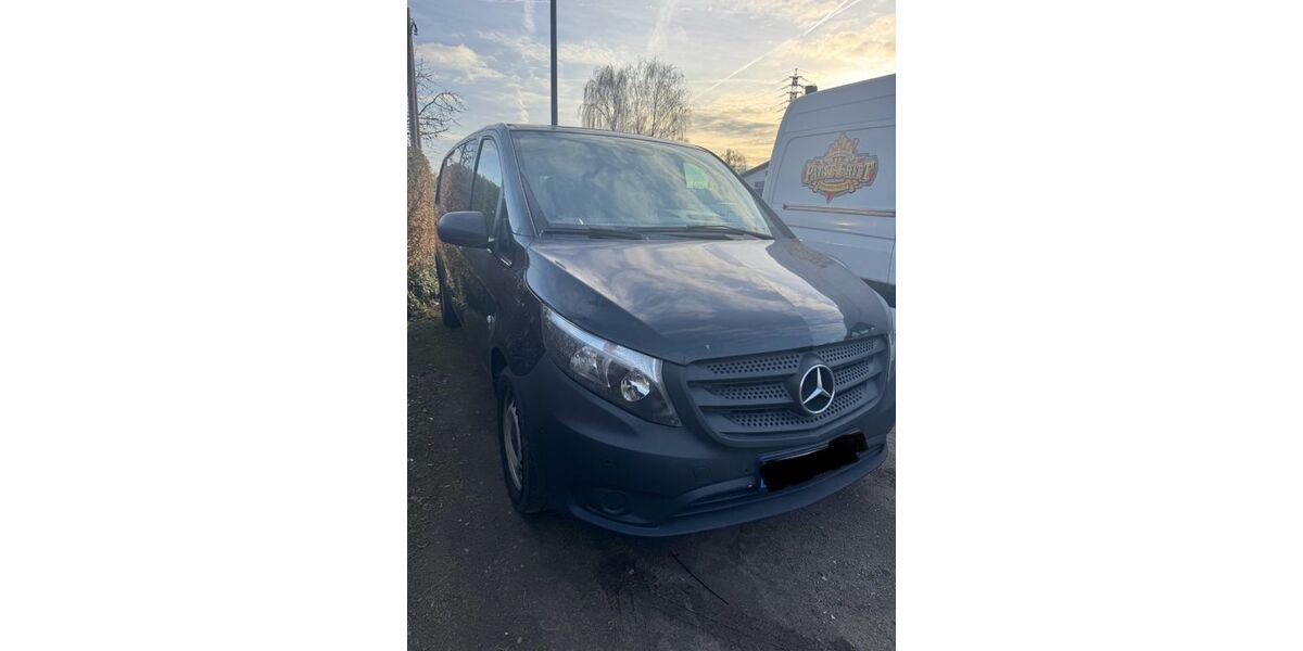 Mercedes-Benz Vito 297.000 km 16.999 &euro; Düsseldorf 40227