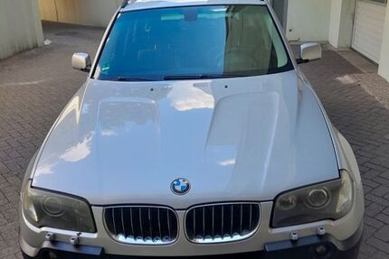 BMW X3 371.389 km 5.250 &euro; Bremen 28211