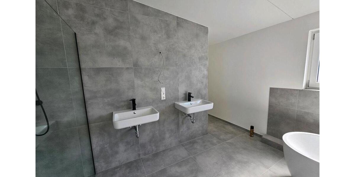 Dachgeschoßwohnung Schönenberg-Kübelberg Kübelberg - 2 Zimmer, 64 m&sup2;, 220.000&euro; | Angebot:25331024