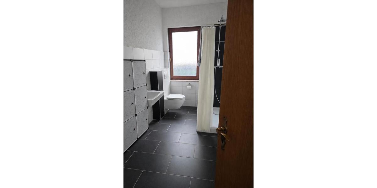 Mehrfamilienhaus, Wohnhaus Seesen - 7 Zimmer, 250 m&sup2;, 130.000&euro; | Angebot:27121686