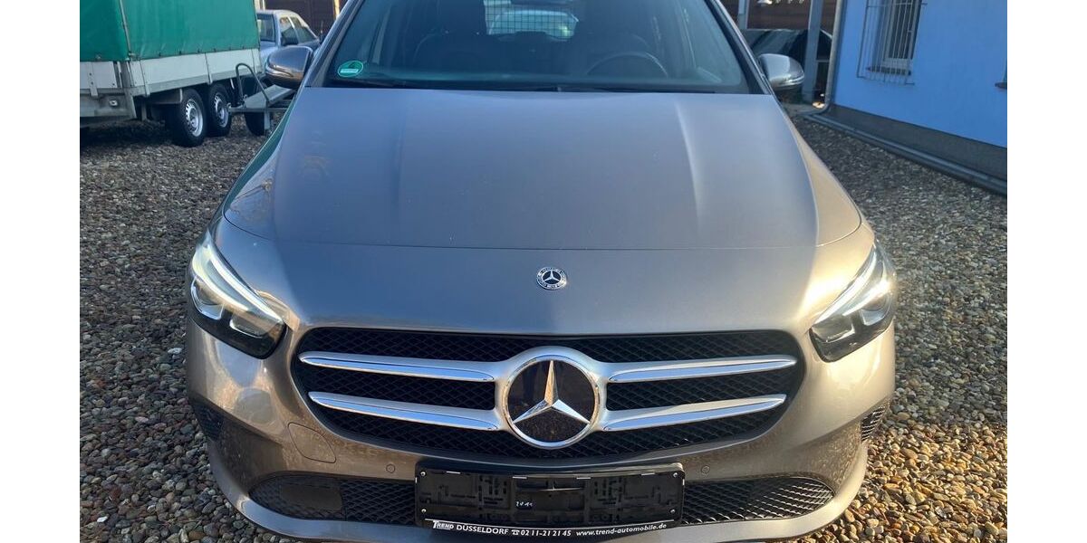 Mercedes-Benz B 180 73.500 km 16.500 &euro; Mühlenbeck 16567