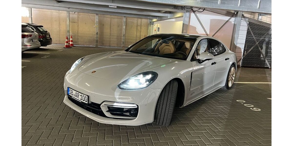 Porsche Panamera 15.000 km 111.600 &euro; Saarbrücken 66111