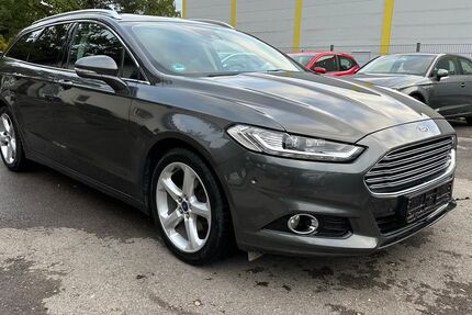Ford Mondeo 90.000 km 12.490 € Schwabach 91126