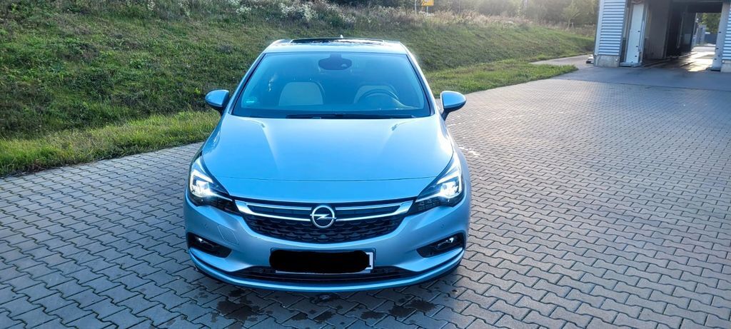 Opel Astra 132.000 km 9.450 € Teublitz 93158