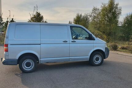 VW T5 Transporter 380.212 km 4.444 € Berlin 12437