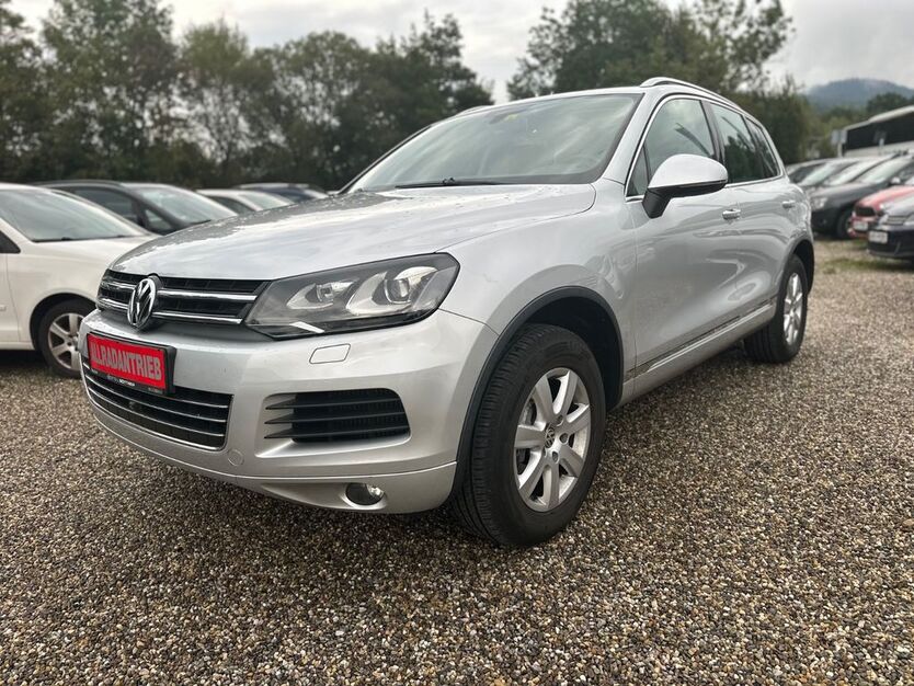 VW Touareg 262.000 km 10.900 € Freiburg im Breisgau 79108
