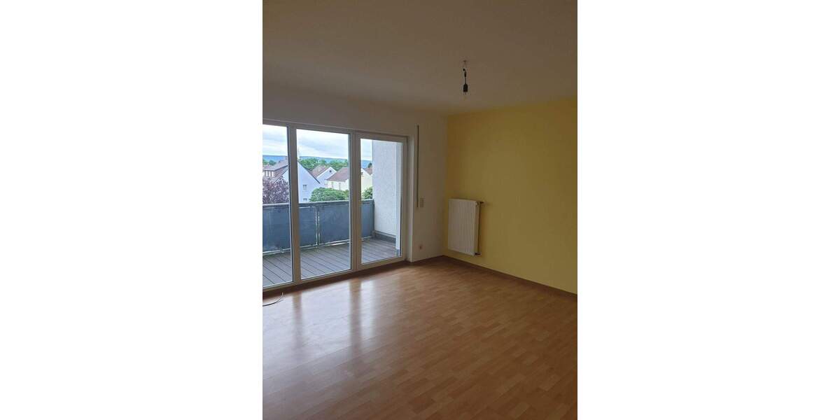 Etagenwohnung Weißenthurm - 4 Zimmer, 96 m&sup2;, 765&euro; | Angebot:24647845