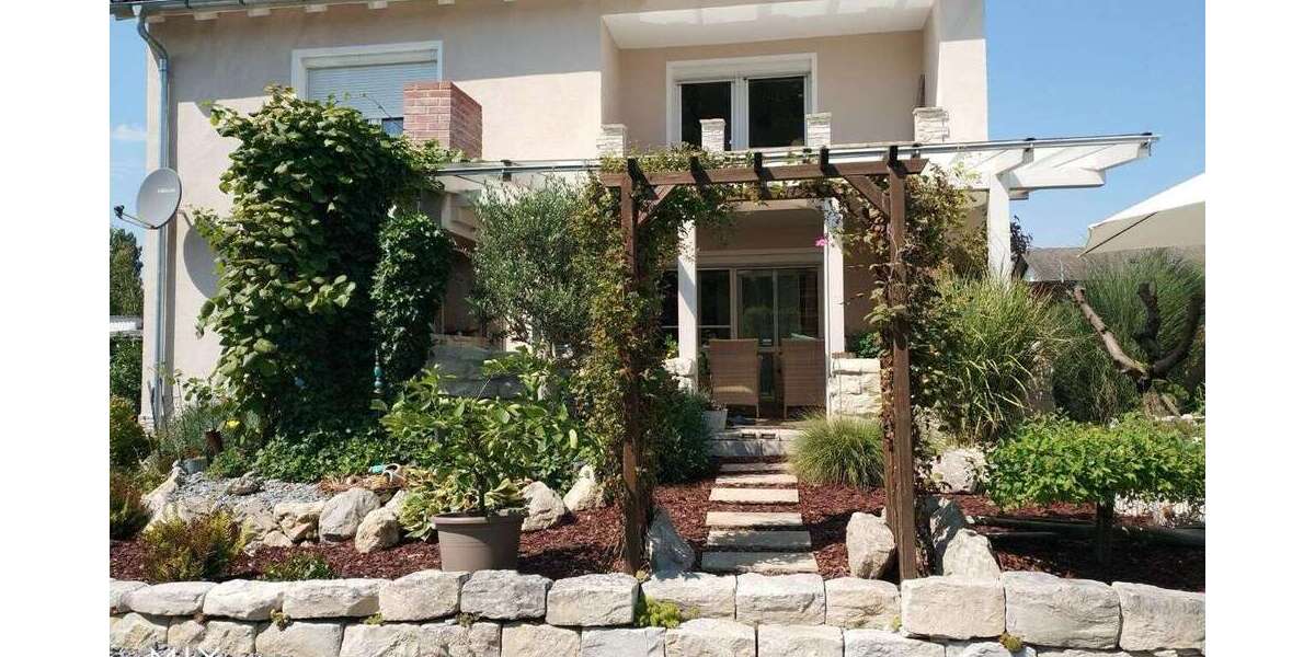 Einfamilienhaus Dingolfing - 5 Zimmer, 140 m&sup2;, 589.000&euro; | Angebot:24656472