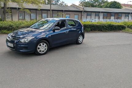 Hyundai i30 28.354 km 5.999 &euro; Dresden 01127