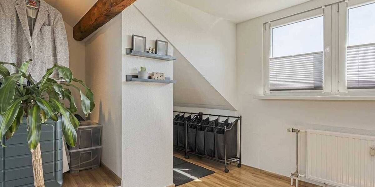 Etagenwohnung Ratingen Zentrum - 3 Zimmer, 98 m&sup2;, 296.300&euro; | Angebot:26858831