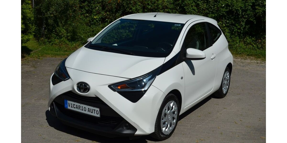 Toyota Aygo (X) 134.399 km 8.500 &euro; KÖLN 51109
