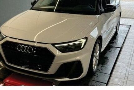 Audi A1 61.165 km 19.979 &euro; Oldenburg 26135