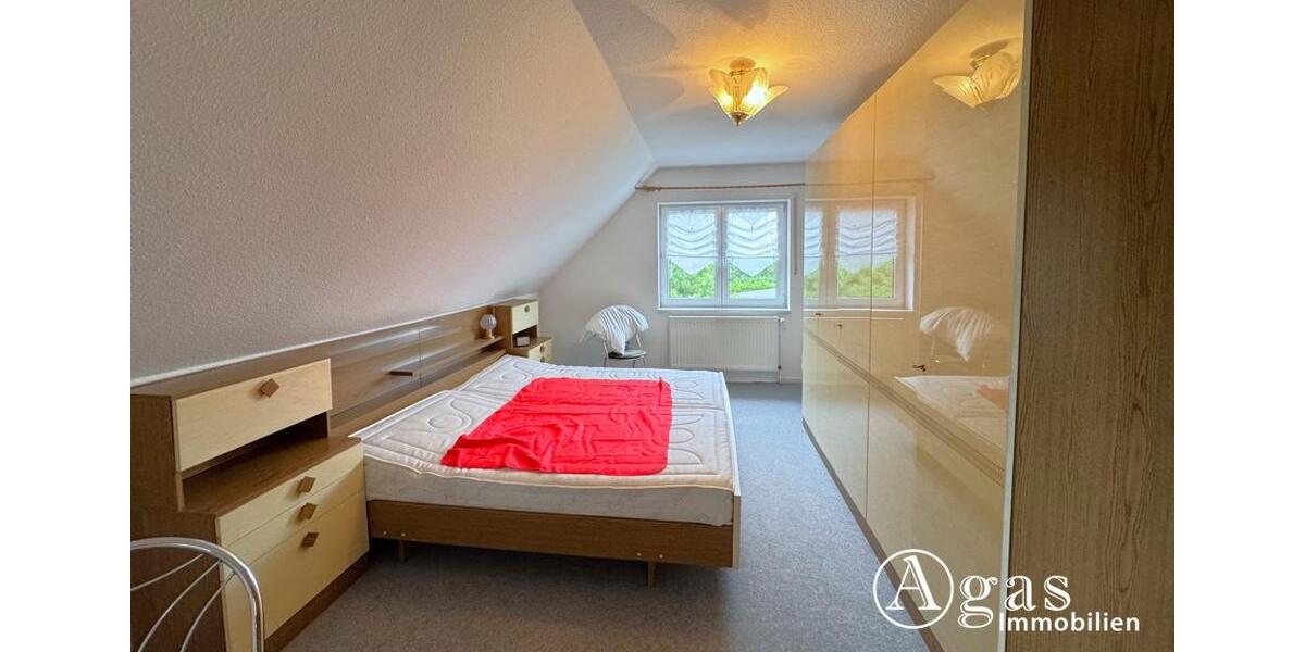 möbliertes Einfamilienhaus mit ca. 180 m² Wohnfläche, 6 Zimmern und Pool in Ahrensfelde 6 zimmer