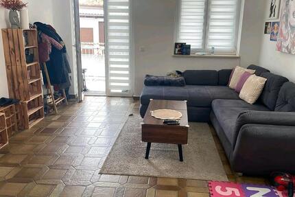 Wohnung Pilsting - 3 Zimmer, 100 m&sup2;, 1.050&euro; | Angebot:25350120