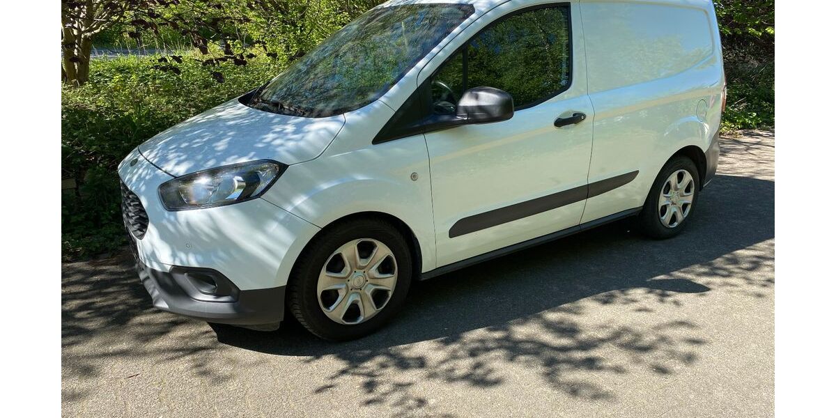 Ford Transit Courier 95.000 km 6.850 &euro; Gütersloh 33334