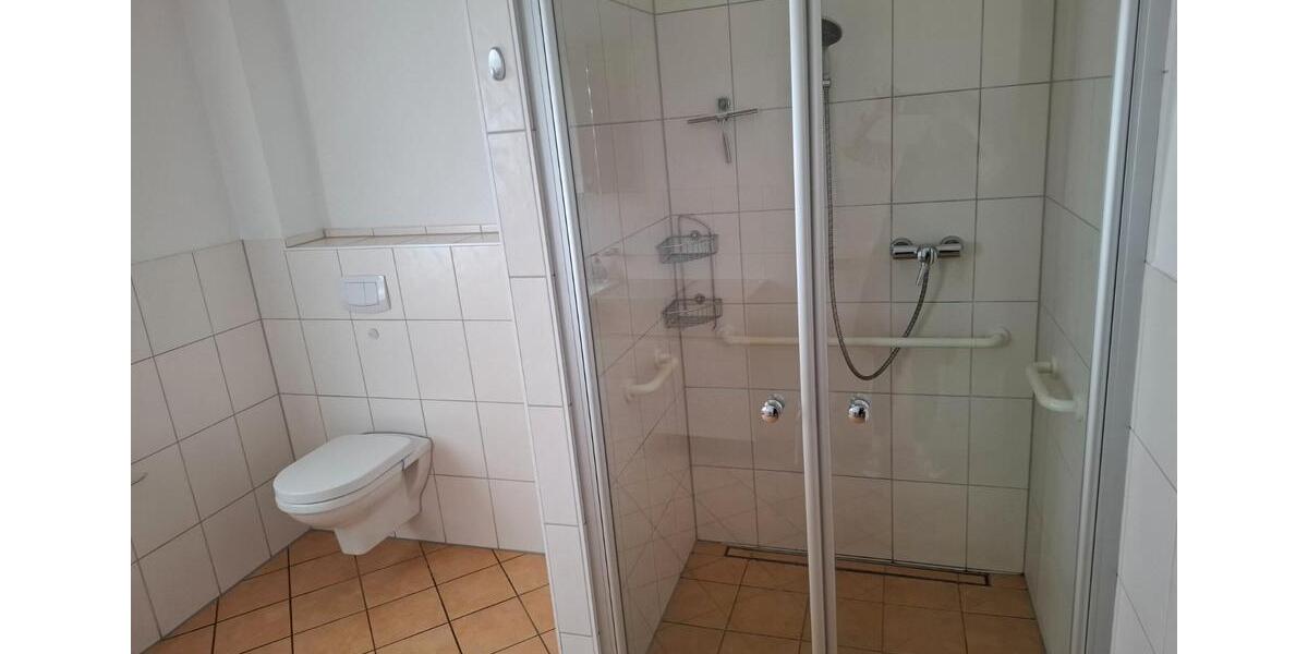 Erdgeschoßwohnung Rühen - 3 Zimmer, 84 m&sup2;, 690&euro; | Angebot:26412718