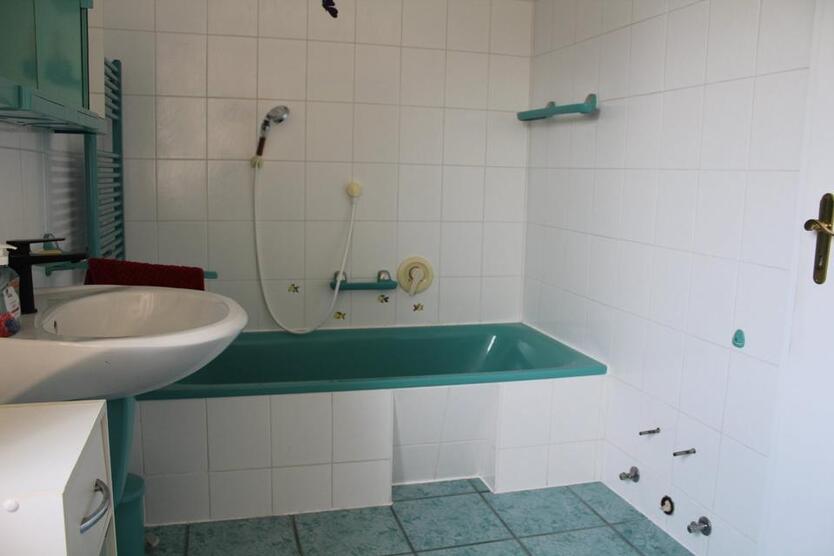 Freistehendes Ein- oder Zweifamilienhaus, Provisionsfrei!!!