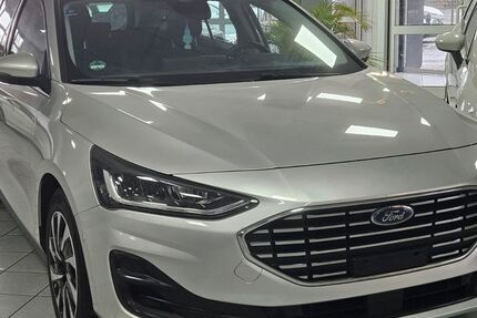 Ford Focus 128.000 km 13.900 &euro; Limburg an der Lahn 65556