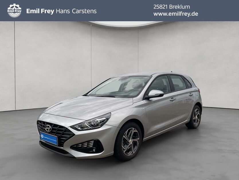 i30