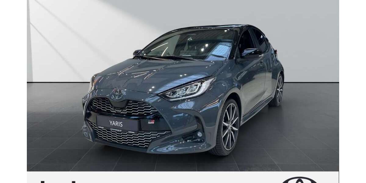 Toyota Yaris 3.100 km 29.480 &euro; Solingen 42719