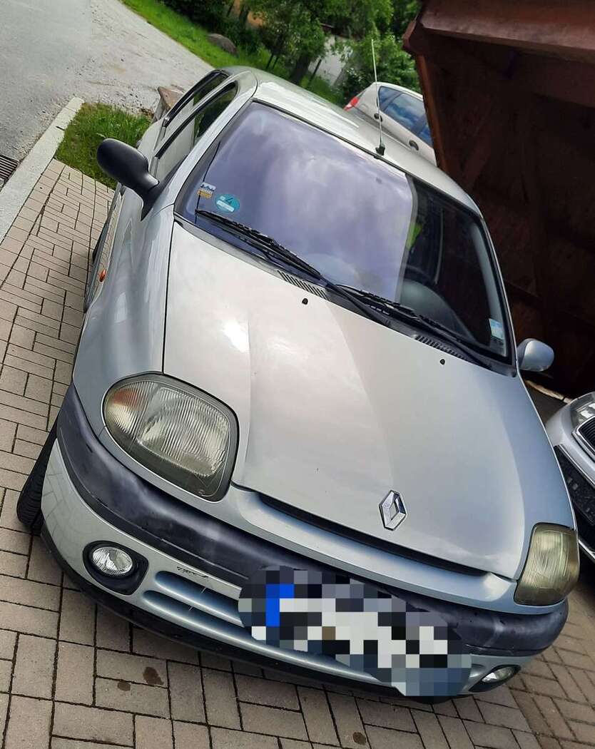 Renault Clio 104.000 km 400 € Schirgiswalde 02681