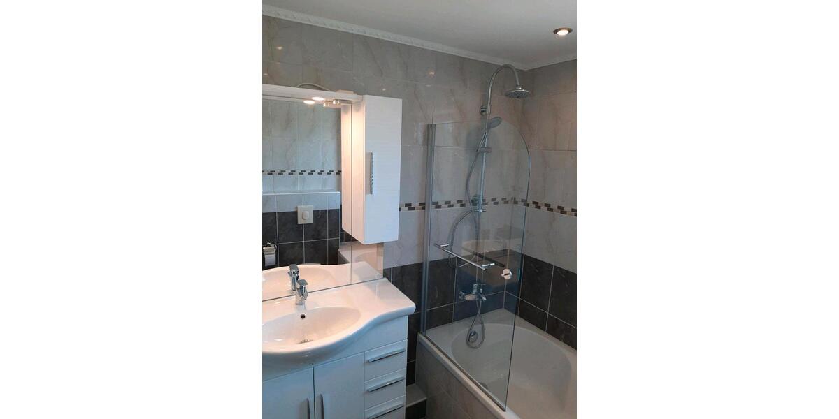Etagenwohnung Burgdorf - 3 Zimmer, 73 m&sup2;, 805&euro; | Angebot:26387271