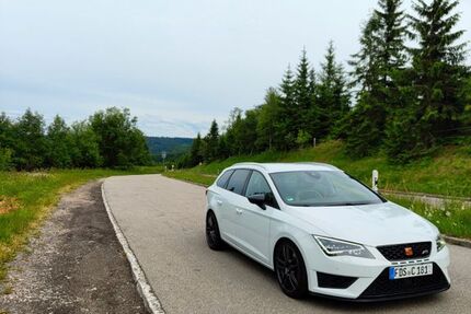 Seat Leon 110.132 km 14.900 &euro; Aichhalden 78733